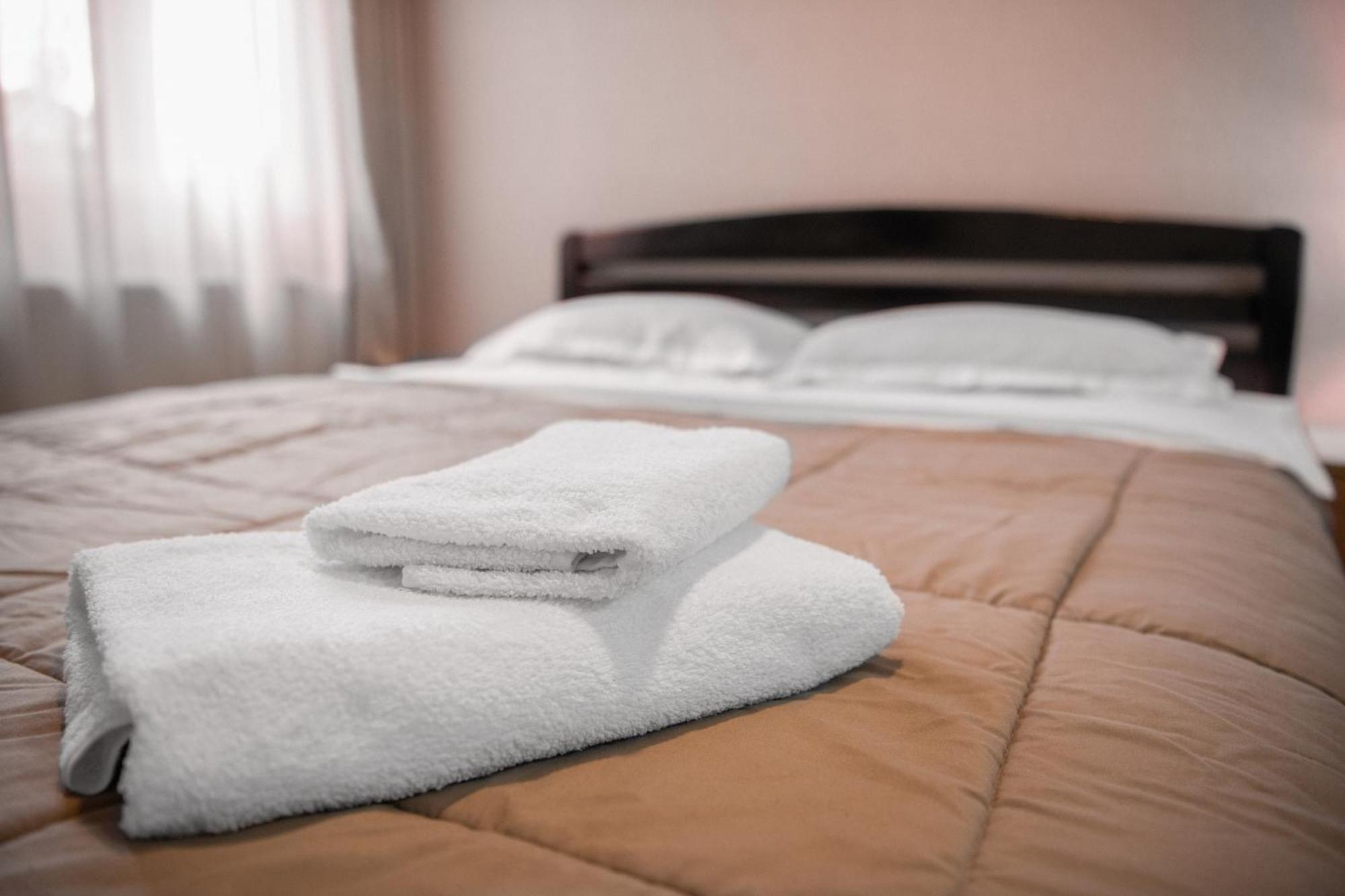 Lotus Hotel Тбилиси Экстерьер фото