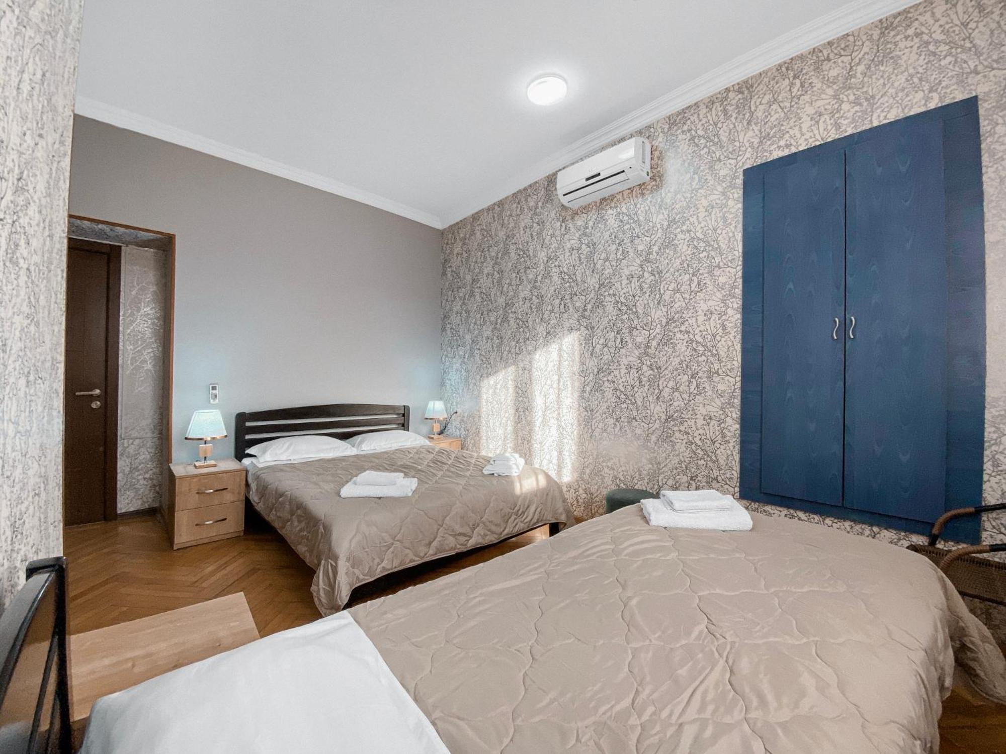 Lotus Hotel Тбилиси Экстерьер фото